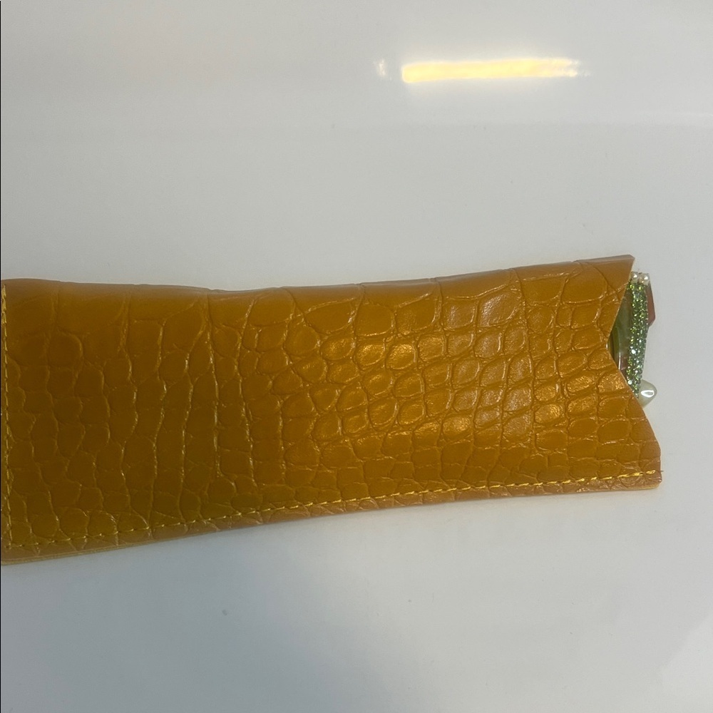 Green Rhinestone Reading glasses with Pearl Accents - Picture 5 of 8